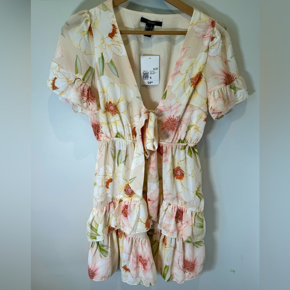 Forever 21. Cream/Multi mini dress. Size S. New with tags.